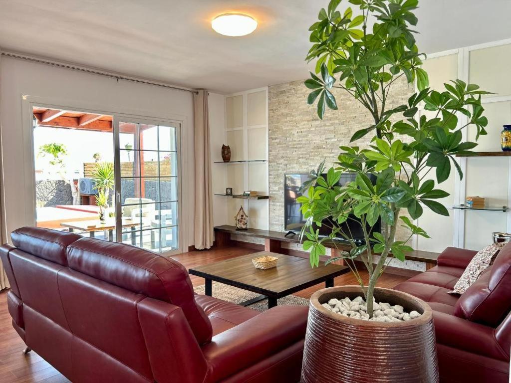 פוארטו קאלרו Villa Pol Lanzarote מראה חיצוני תמונה
