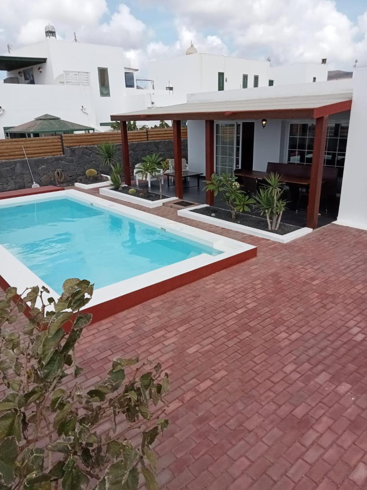 פוארטו קאלרו Villa Pol Lanzarote מראה חיצוני תמונה